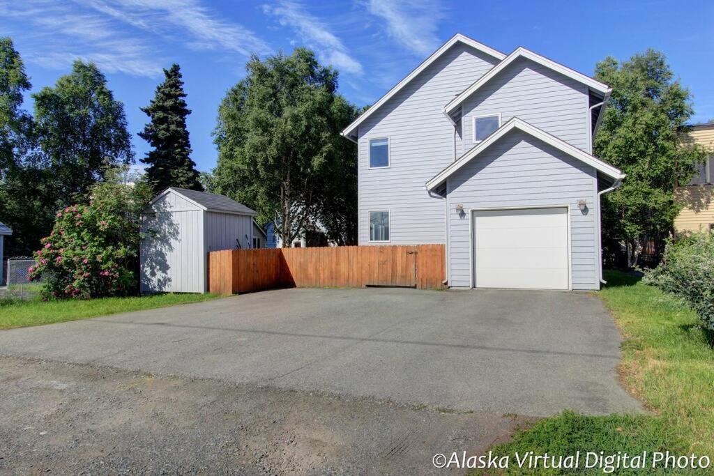 Coastal Place - Best Location In Downtown! Anchorage Exterior foto