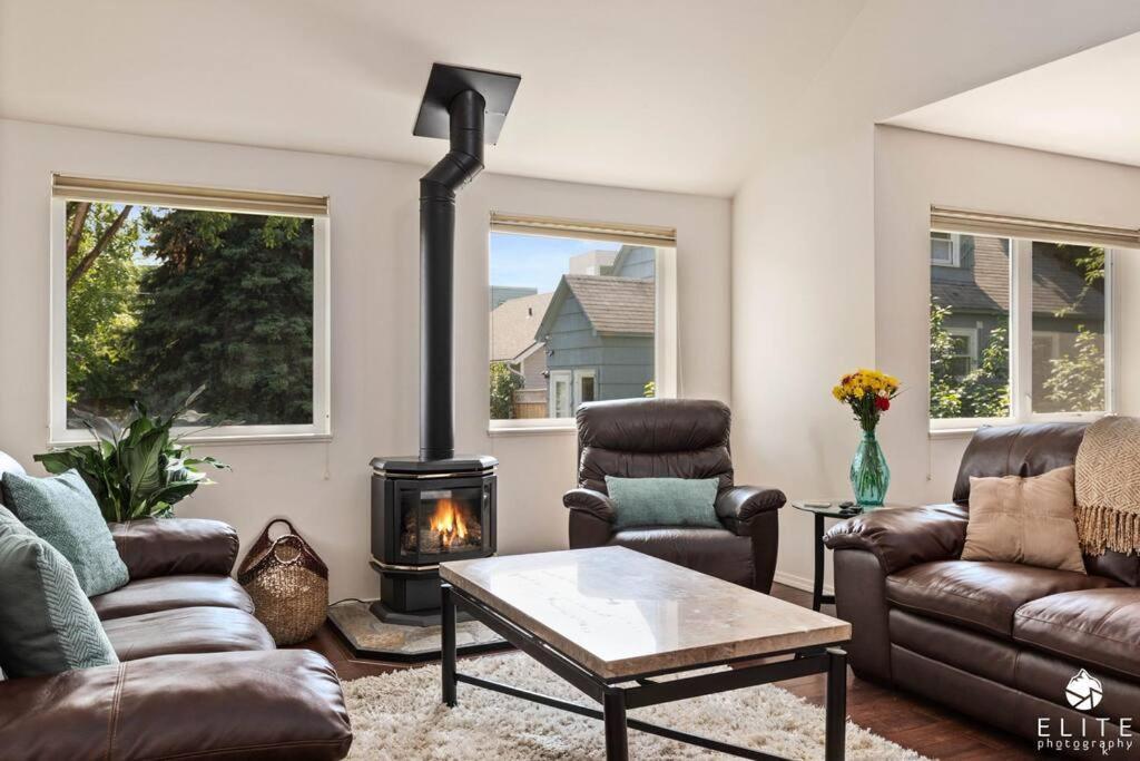 Coastal Place - Best Location In Downtown! Anchorage Exterior foto