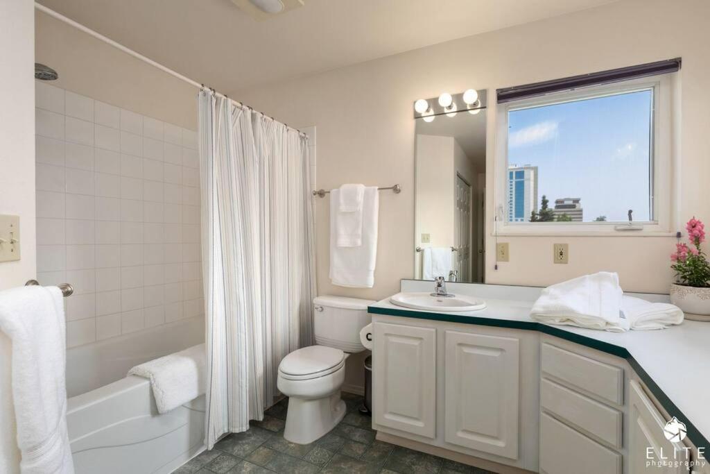 Coastal Place - Best Location In Downtown! Anchorage Exterior foto