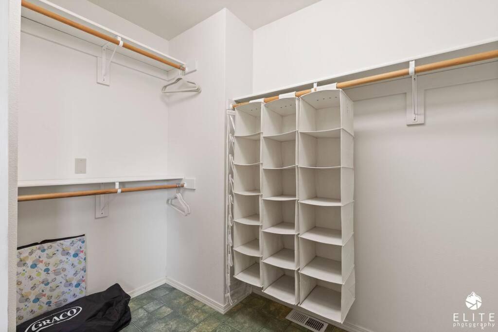 Coastal Place - Best Location In Downtown! Anchorage Exterior foto